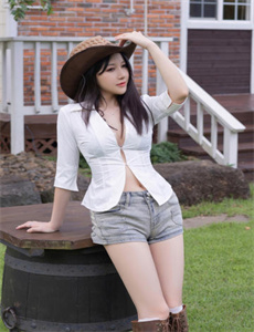 婊妹 Online