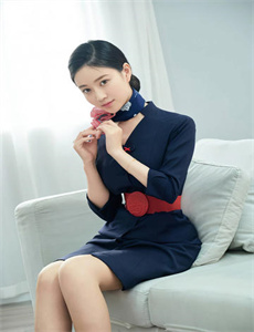 花野真衣