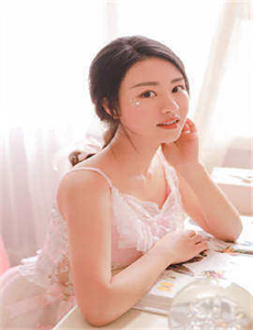 石原里美宣布结婚后首亮相