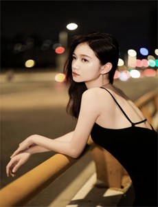 年轻的女教师